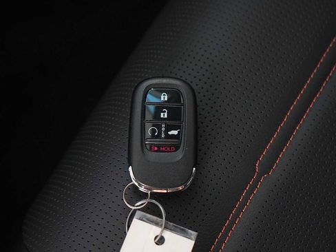 Used 2026 Honda CR-V Sport-L image 28
