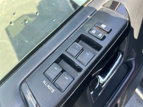 Used 2019 Toyota 4Runner TRD Off-Road Premium image 15