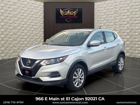 Used 2021 Nissan Rogue Sport S image 1