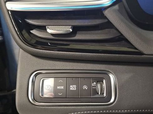 Used 2025 Buick Enclave Preferred image 14