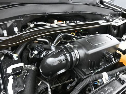 Used 2022 Ford Explorer Limited w/ Limited Technology Package image 37