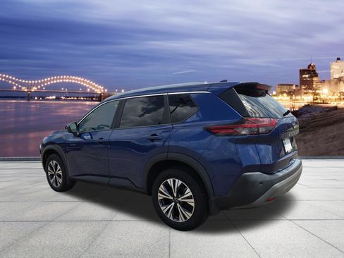 Used 2023 Nissan Rogue SV w/ SV Premium B Package AWD/4WD image 3