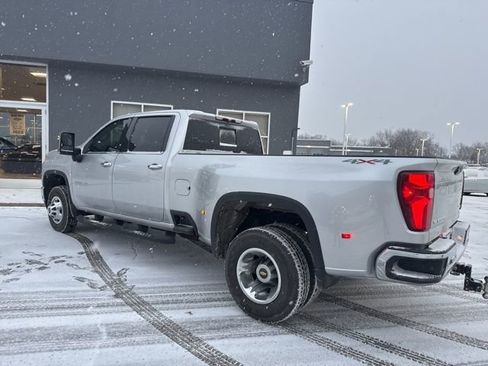 Used 2020 Chevrolet Silverado 3500 LTZ w/ LTZ Plus Package image 8