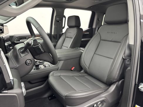 New 2026 GMC Sierra 1500 Denali w/ Technology Package AWD/4WD image 19
