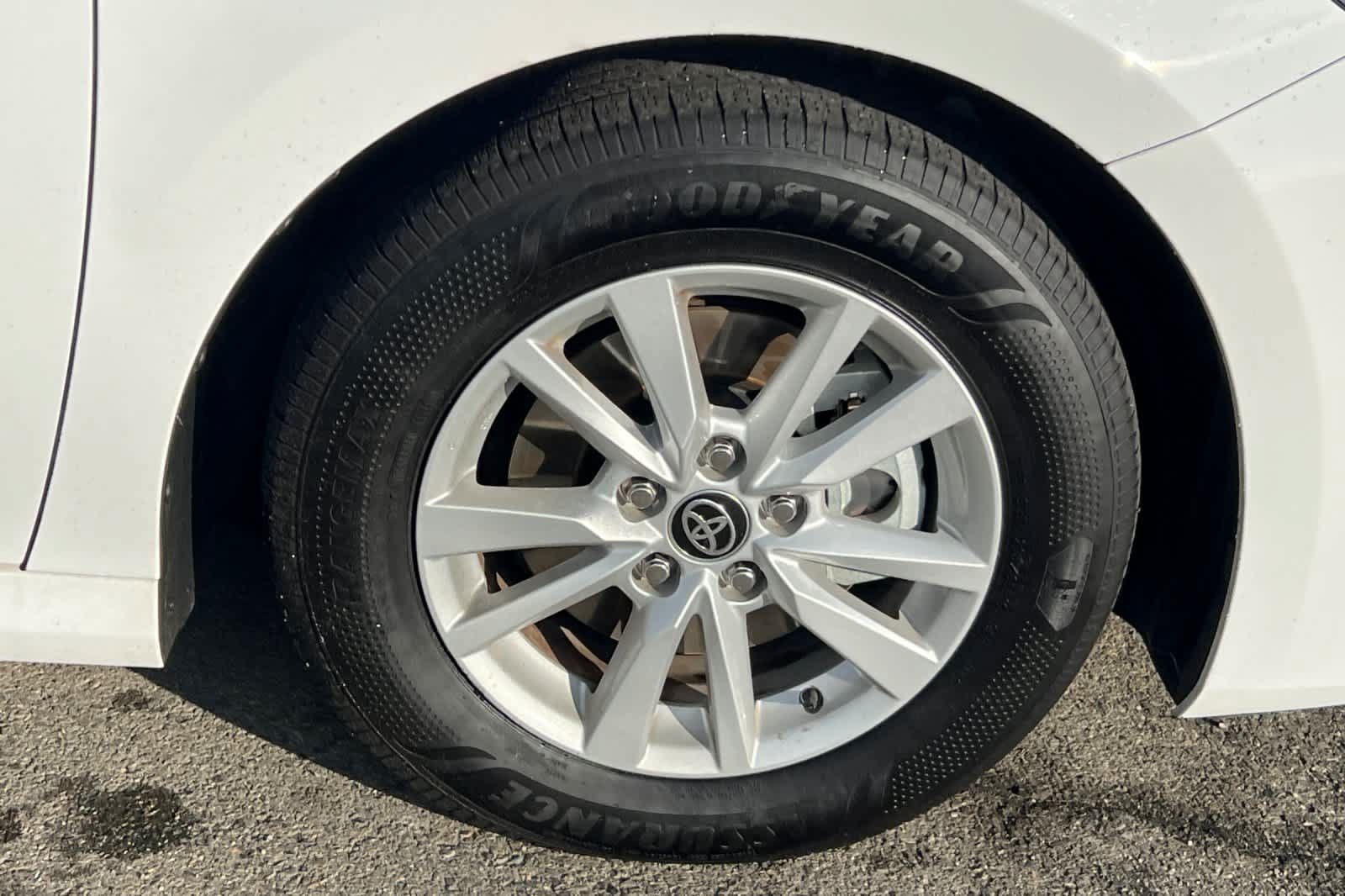 Used 2026 Toyota Camry LE FWD image 18