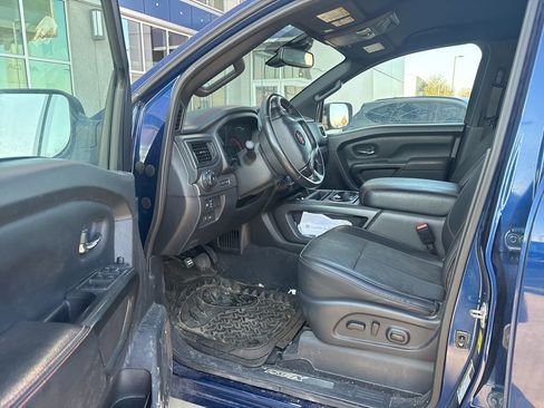 Used 2021 Nissan Titan PRO-4X w/ Off Road Protection Package image 6