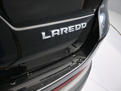 Used 2021 Jeep Grand Cherokee L Laredo w/ Luxury Tech Group I image 40