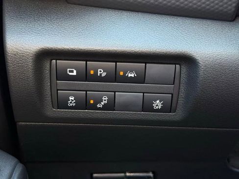 Certified 2025 Nissan Kicks Play S FWD image 25