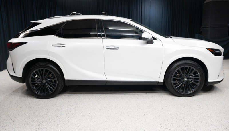 Used 2024 Lexus RX 350h w/ Convenience Package AWD/4WD image 4