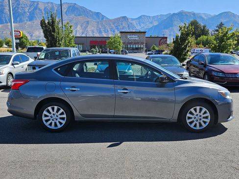 Used 2019 Nissan Sentra S image 2