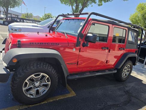 Used 2015 Jeep Wrangler Unlimited Rubicon w/ Max Tow Package AWD/4WD image 2