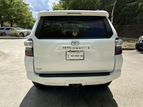 Used 2021 Toyota 4Runner SR5 Premium AWD/4WD image 6
