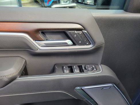 New 2026 GMC Sierra 2500 Denali w/ Denali Reserve Package image 8