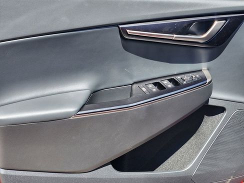 New 2025 Kia EV6 Light w/ Light LR Technology Package image 6