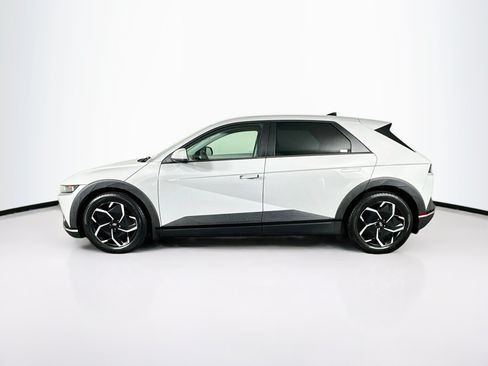 Used 2024 Hyundai Ioniq 5 SE RWD image 4