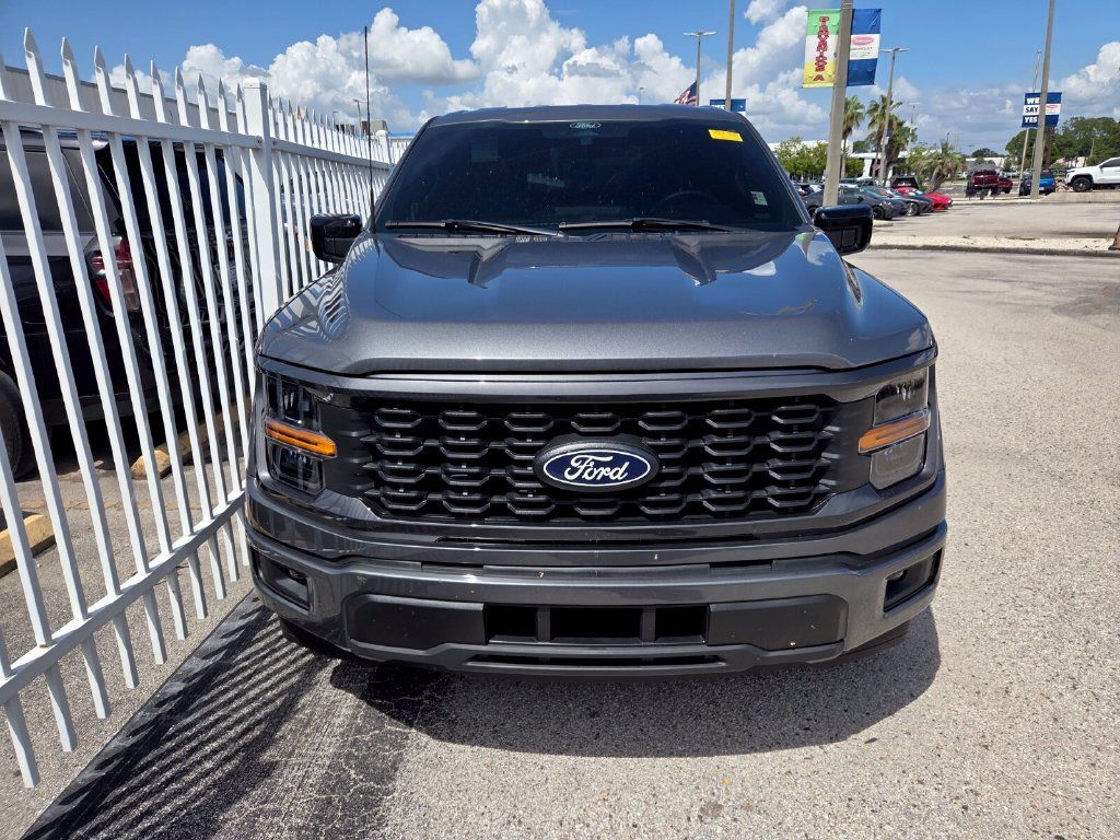 Used 2025 Ford F150 STX w/ Equipment Group 200A RWD image 2
