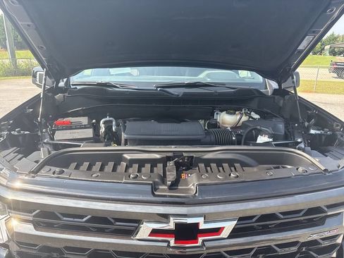 Certified 2022 Chevrolet Silverado 1500 ZR2 AWD/4WD image 30