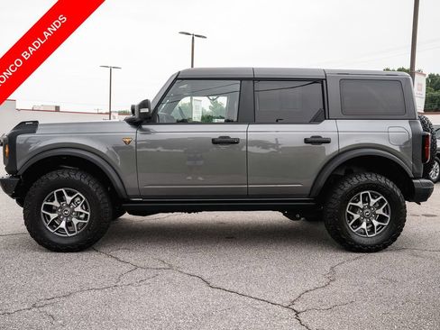Used 2024 Ford Bronco Badlands AWD/4WD image 4