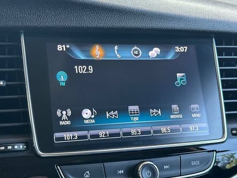 Used 2019 Buick Encore Essence w/ Safety Package II AWD/4WD image 18
