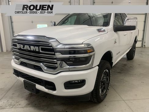 Used 2026 RAM 2500 Laramie AWD/4WD image 1