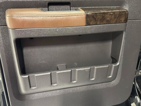 Used 2015 Ford F250 Platinum AWD/4WD image 19