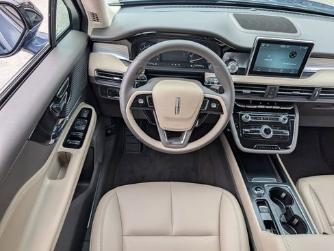 Used 2022 Lincoln Corsair FWD image 14