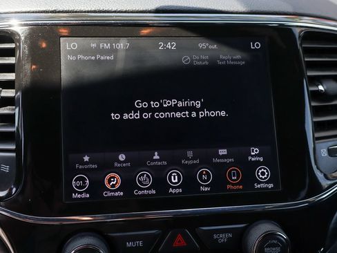 Used 2021 Jeep Grand Cherokee Laredo X RWD image 29