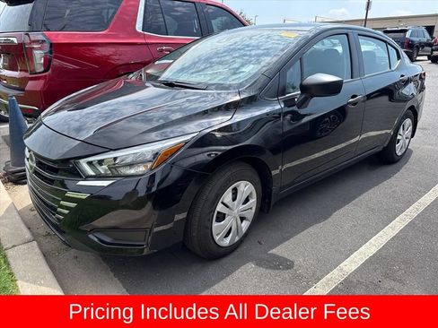 Used 2025 Nissan Versa S FWD image 10