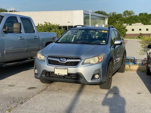Used 2016 Subaru Crosstrek 2.0i Limited AWD/4WD image 3