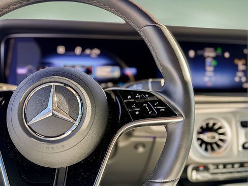 Used 2025 Mercedes-Benz G 550 w/ Manufactur Interior Package image 16
