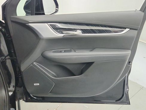 Certified 2024 Cadillac XT6 Premium Luxury w/ LPO, Floor Liner Package FWD image 29