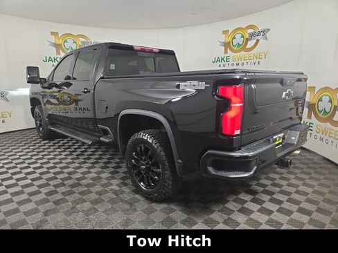 Used 2025 Chevrolet Silverado 2500 LTZ w/ LTZ Plus Package AWD/4WD image 6