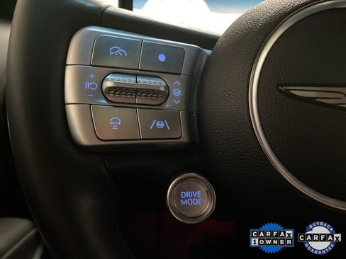 Used 2024 Genesis GV60 RWD image 31