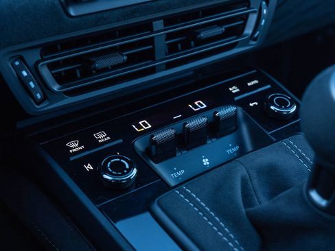 Certified 2024 Porsche 911 GT3 RS image 29