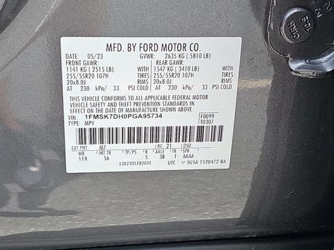 Used 2023 Ford Explorer XLT w/ Equipment Group 202A RWD image 38