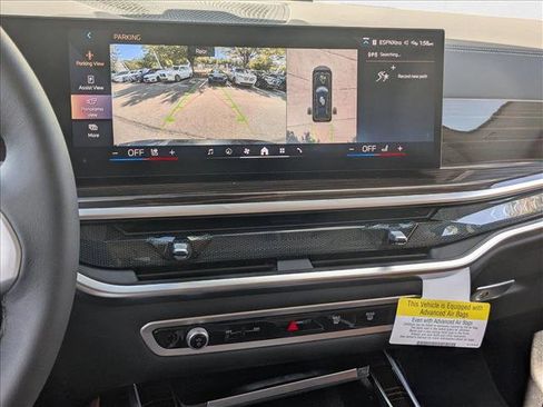 Used 2026 BMW X7 xDrive40i image 13