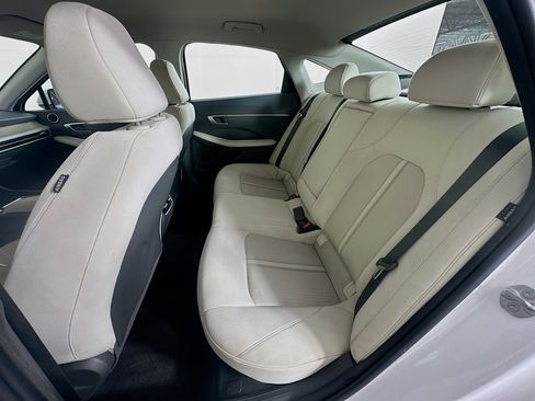 Used 2025 Hyundai Sonata SEL FWD image 26