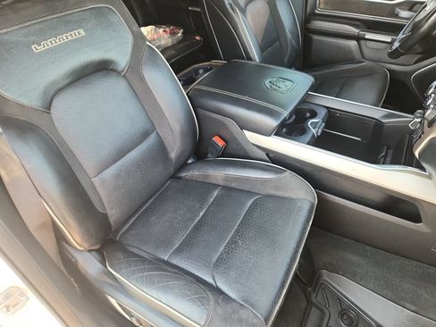 Used 2022 RAM 1500 Laramie AWD/4WD image 13
