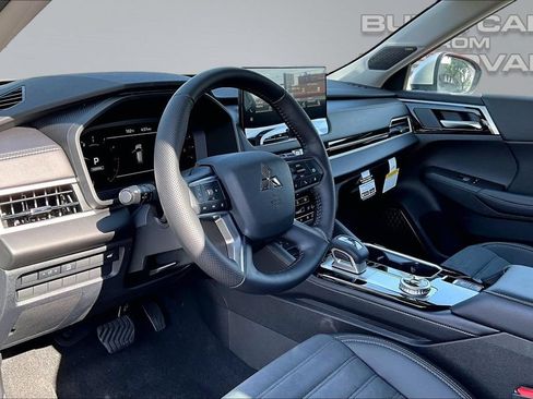 New 2026 Mitsubishi Outlander SE AWD/4WD image 6