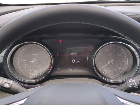 Used 2023 Buick Encore GX Essence w/ Experience Buick Package FWD image 32