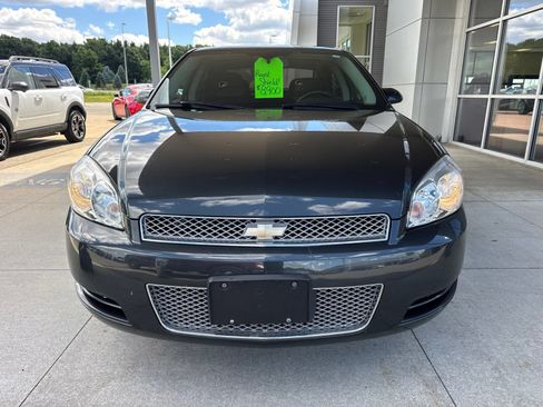 Used 2014 Chevrolet Impala LT w/ LT Sunroof Package FWD image 10
