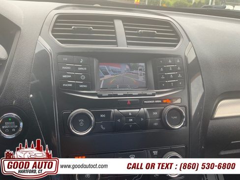 Used 2019 Ford Explorer XLT AWD/4WD image 19