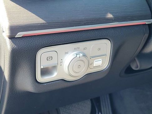 Used 2023 Mercedes-Benz GLE 350 w/ Premium Package image 20