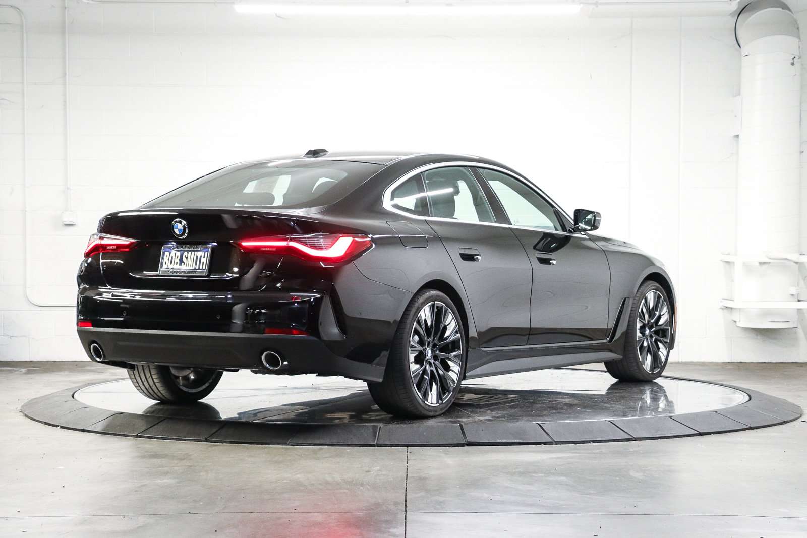 Used 2026 BMW 430i w/ Premium Package RWD image 6