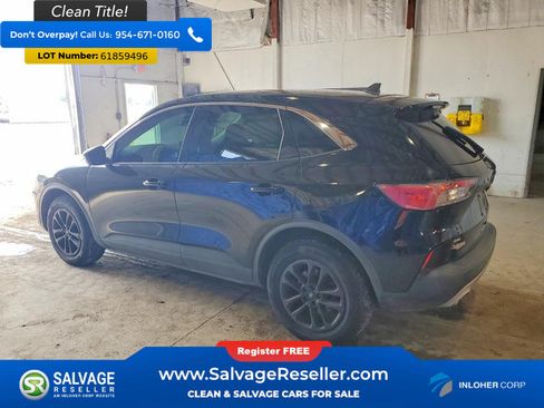 Used 2022 Ford Escape SE w/ Convenience Package AWD/4WD image 3