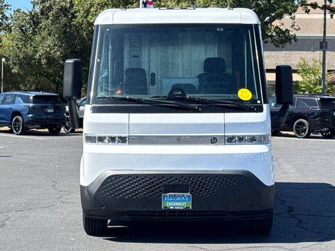 Used 2023 Chevrolet Brightdrop 600 w/ Active Safety Package 2 AWD/4WD image 8