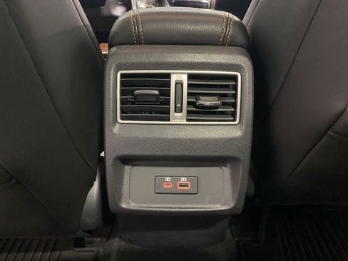 Used 2023 Nissan Maxima SR w/ Sport Mat Group FWD image 13