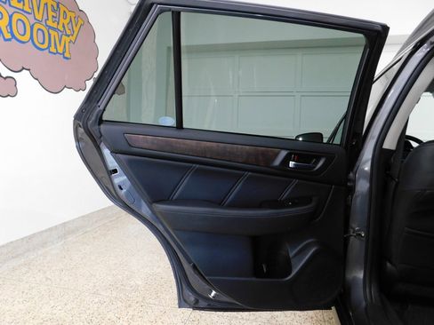 Used 2018 Subaru Outback 2.5i Limited image 66