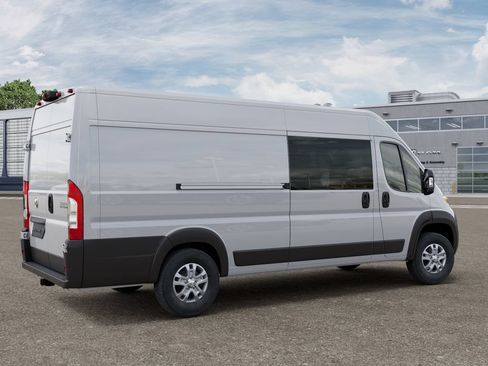 New 2026 RAM ProMaster 3500 w/ Crew Van Package FWD image 5