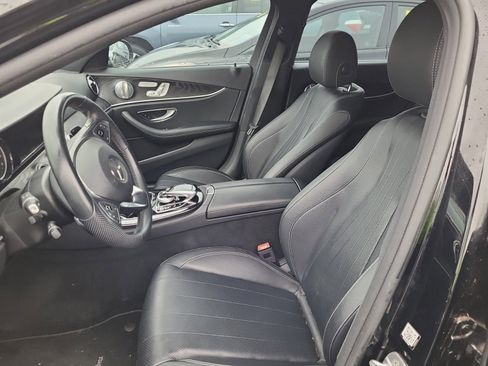 Used 2017 Mercedes-Benz E 400 4MATIC Wagon image 7
